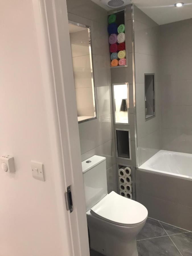 Goodmayes One Bedroom Apartment מראה חיצוני תמונה