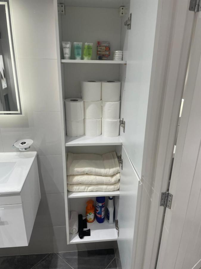 Goodmayes One Bedroom Apartment מראה חיצוני תמונה